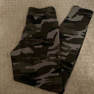 Express pants size small